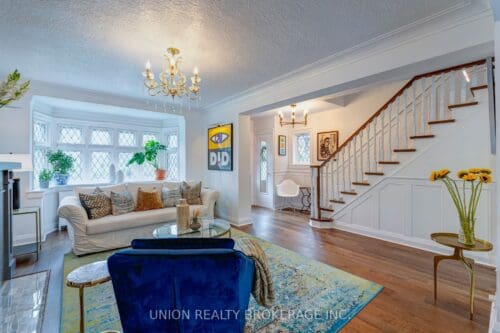 343A Scarborough Road Living Room